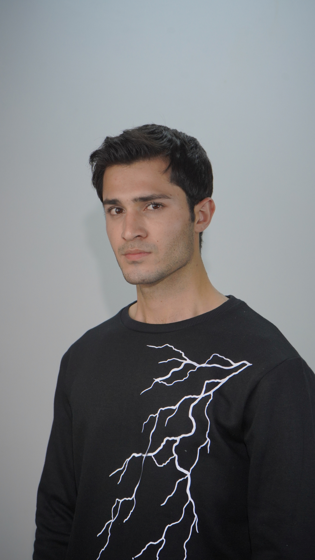 ThunderFlash – Reflective Lightning Bolt Unisex Sweatshirt | Lumenwears | 250 GSM Flash Glow