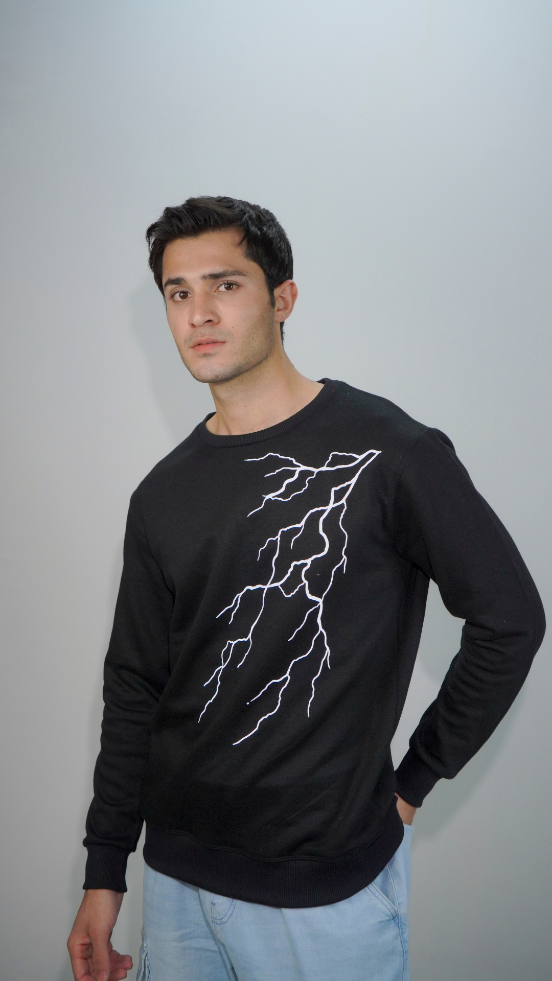 ThunderFlash – Reflective Lightning Bolt Unisex Sweatshirt | Lumenwears | 250 GSM Flash Glow